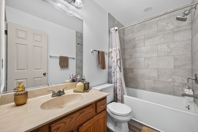 1696 Brigham Lane, Crystal Lake, IL 60014
