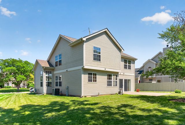 1696 Brigham Lane, Crystal Lake, IL 60014