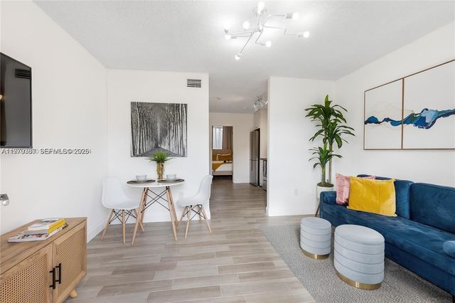 815 NW 30th St 2, Miami, FL 33127