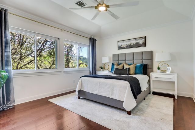 5605 Creek Mdws CV A, Austin, TX 78731