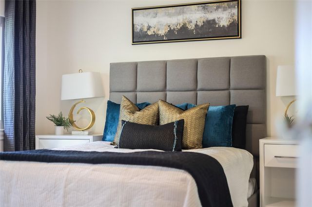 5605 Creek Mdws CV A, Austin, TX 78731