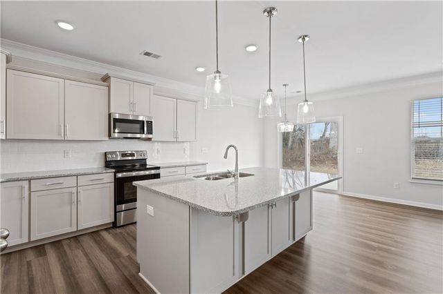 130 Coffee Lane, Hoschton, GA 30548