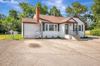806 Highway 70, E, Dickson, TN 37055