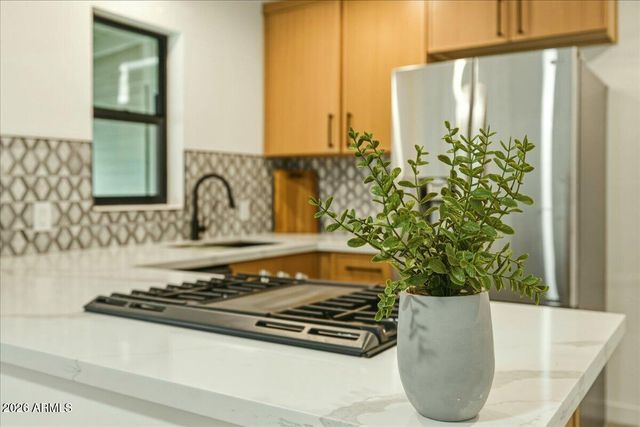 1438 E SHERIDAN Street, Phoenix, AZ 85006