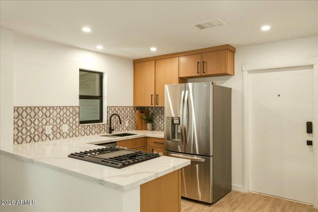 1438 E SHERIDAN Street, Phoenix, AZ 85006
