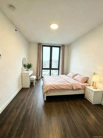 144-27 Sanford Avenue 6L, Flushing, NY 11355