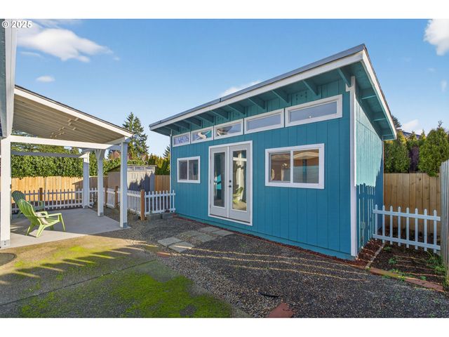 457 Nw FOREST St, Hillsboro, OR 97124