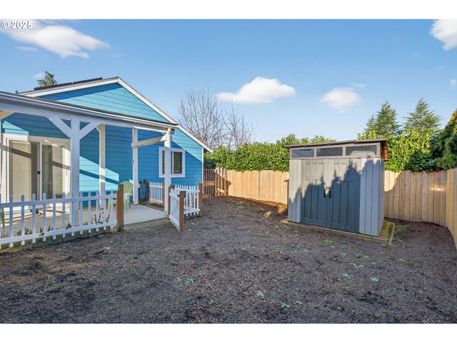 457 Nw FOREST St, Hillsboro, OR 97124