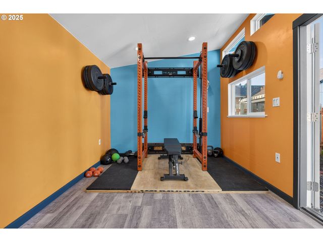 457 Nw FOREST St, Hillsboro, OR 97124