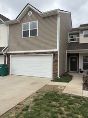 1130 Somerset Springs Dr, Spring Hill, TN 37174