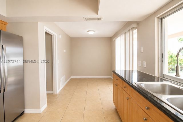 1060 N Douglas Rd, Pembroke Pines, FL 33024