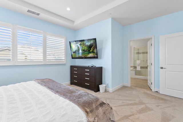 113 Baja, Irvine, CA 92602