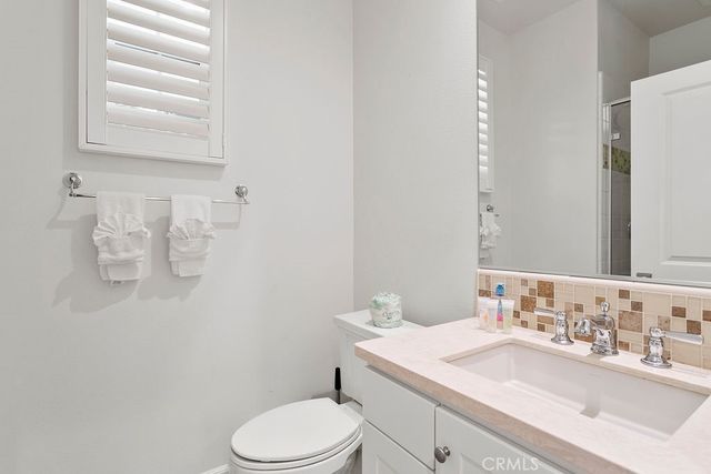 113 Baja, Irvine, CA 92602