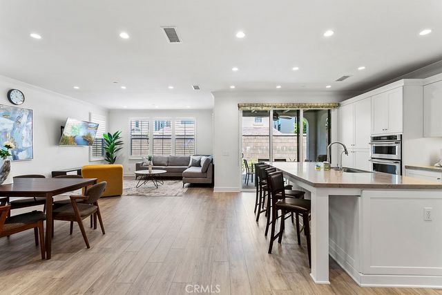 113 Baja, Irvine, CA 92602