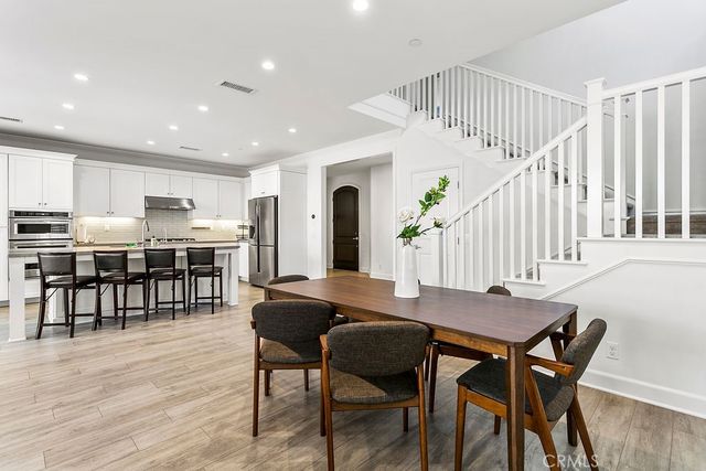 113 Baja, Irvine, CA 92602