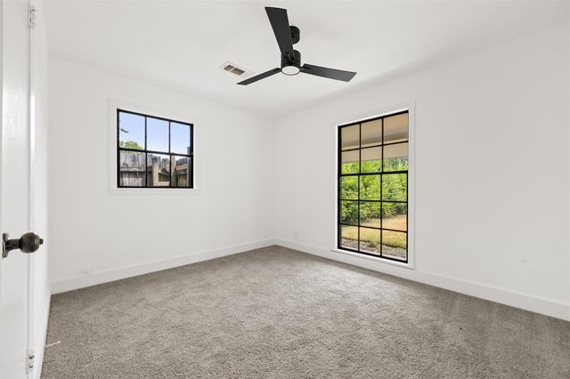 608 Lloyd Drive, Baytown, TX 77521