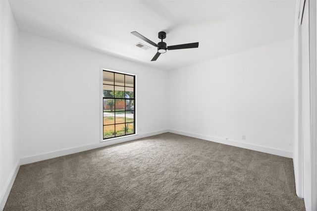 608 Lloyd Drive, Baytown, TX 77521