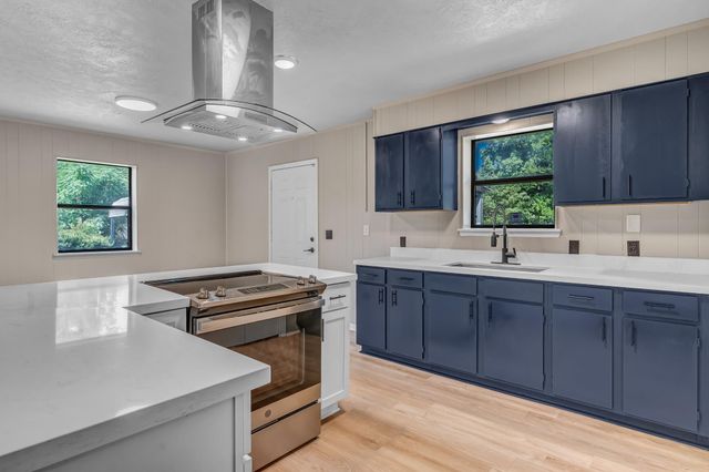 104 N Oneal Street, Caldwell, TX 77836