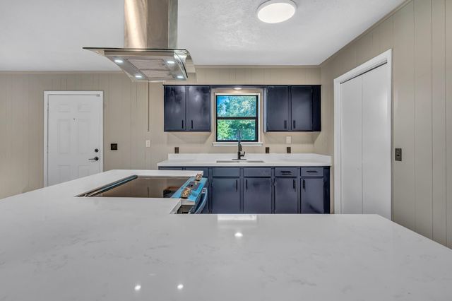 104 N Oneal Street, Caldwell, TX 77836