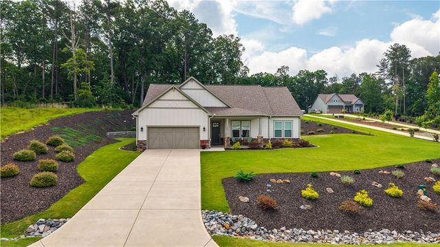 203 Linger Longer Drive, Ellijay, GA 30540