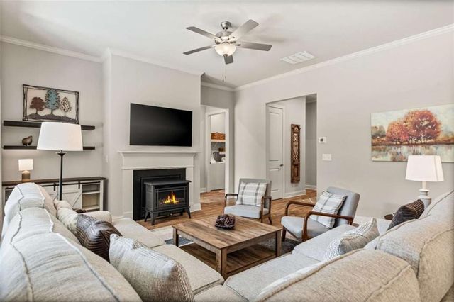 203 Linger Longer Drive, Ellijay, GA 30540