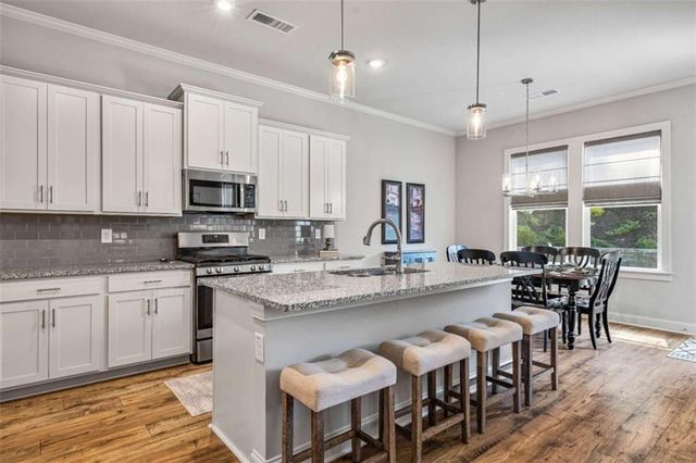 203 Linger Longer Drive, Ellijay, GA 30540