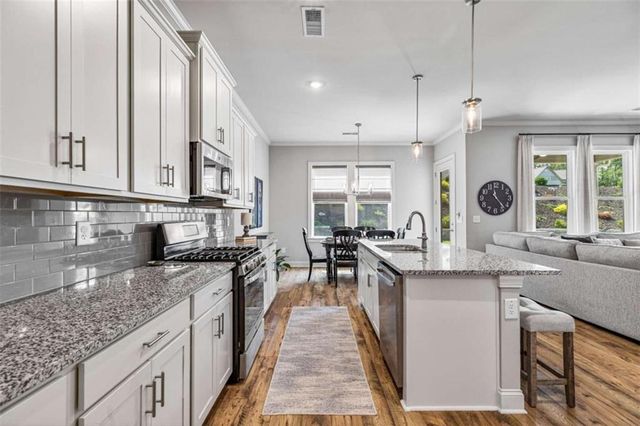 203 Linger Longer Drive, Ellijay, GA 30540
