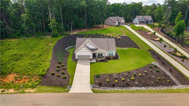 203 Linger Longer Drive, Ellijay, GA 30540