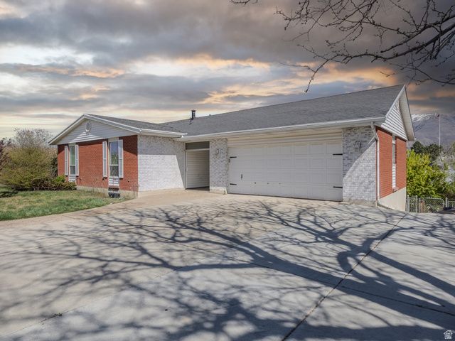 4256 S 1100 W, Riverdale, UT 84405