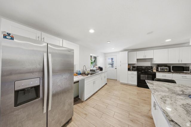 4256 S 1100 W, Riverdale, UT 84405