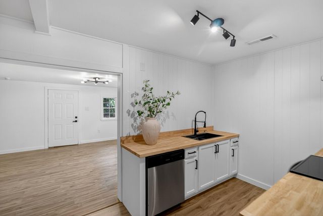 3018 Matipan Avenue, North Charleston, SC 29405