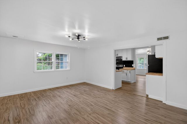 3018 Matipan Avenue, North Charleston, SC 29405