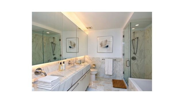 200 Chambers St Apt 20C, New York City, NY 10007