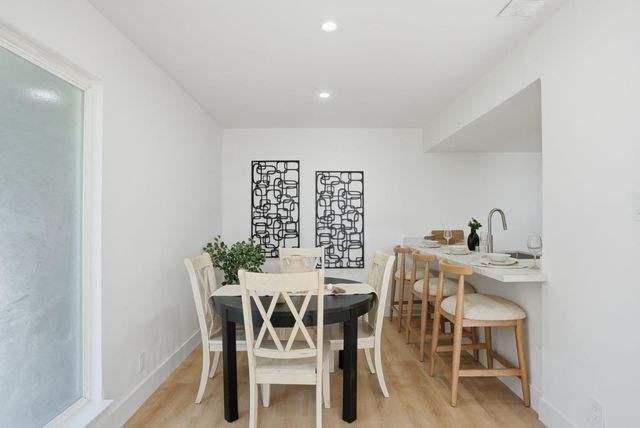 5442 Roundtree Court A, Concord, CA 94521