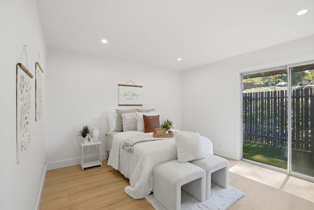 5442 Roundtree Court A, Concord, CA 94521