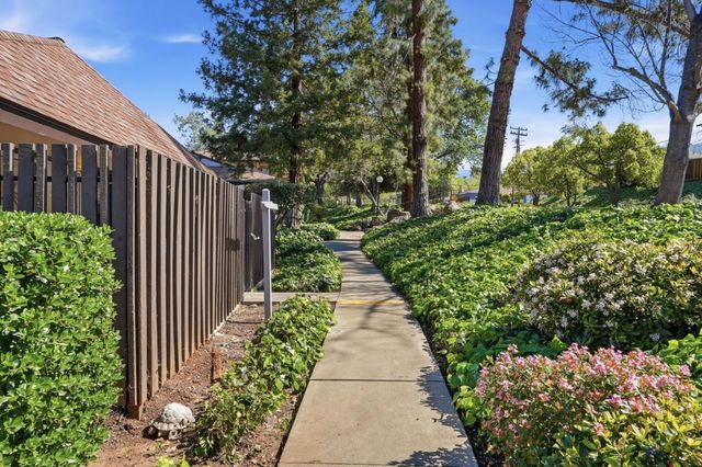 5442 Roundtree Court A, Concord, CA 94521