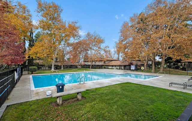 5442 Roundtree Court A, Concord, CA 94521