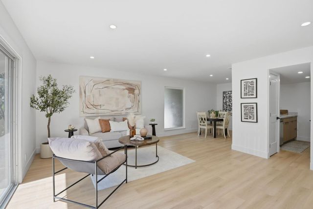 5442 Roundtree Court A, Concord, CA 94521