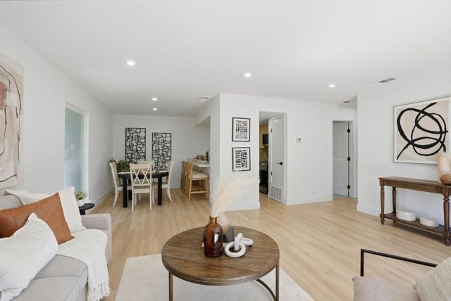 5442 Roundtree Court A, Concord, CA 94521