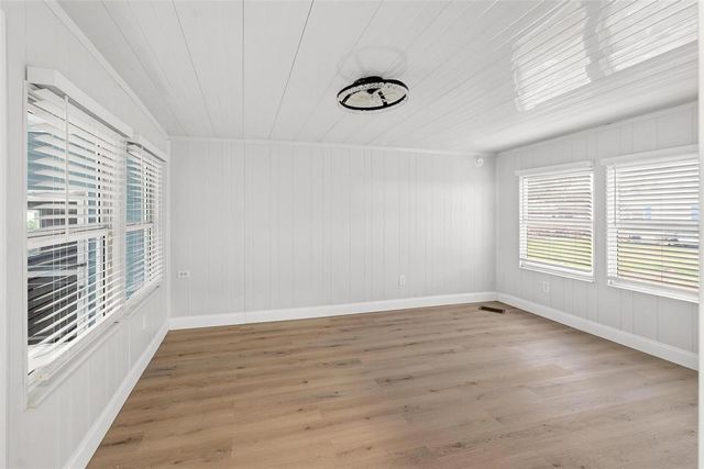 3009 MANATEE ROAD, Tavares, FL 32778