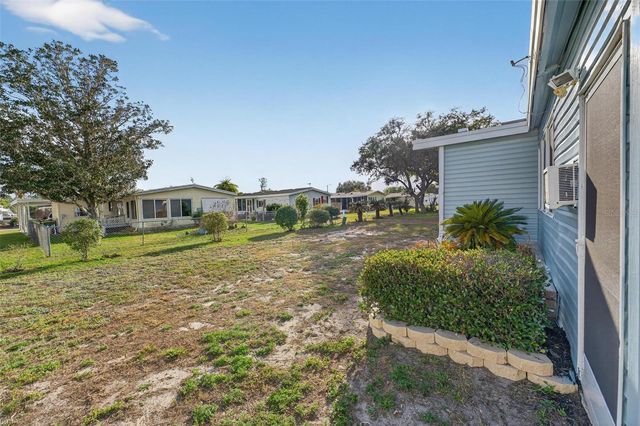 3009 MANATEE ROAD, Tavares, FL 32778