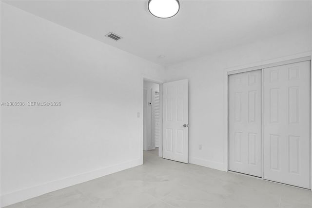 30 NE 193rd Ter, Miami, FL 33179