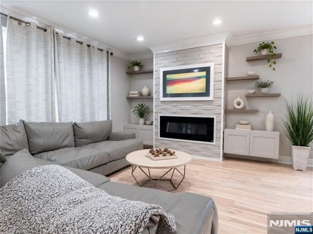 729 Union Avenue, Kenilworth, NJ 07033