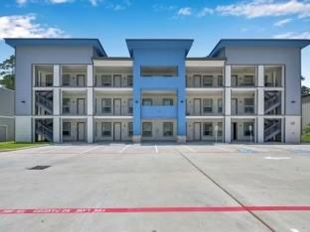 25115 Harper Lane 104, The Woodlands, TX 77380