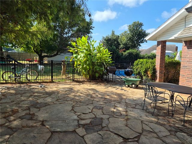 11016 N Highway 170, Farmington, AR 72730