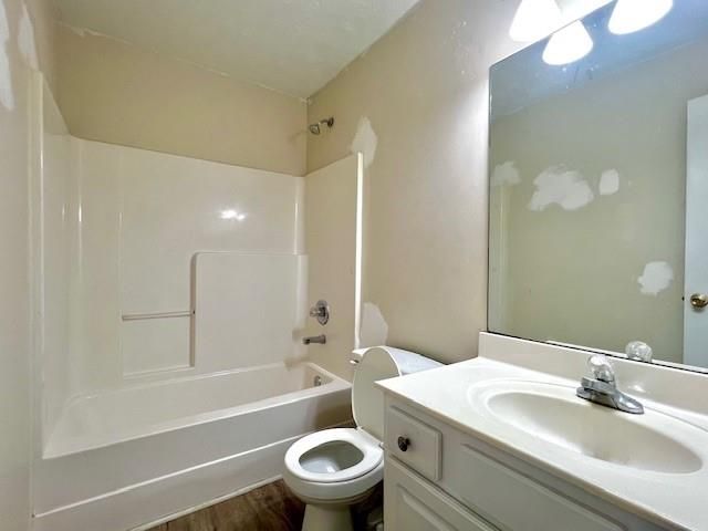625 Waltman Point Place, Lawrenceville, GA 30043