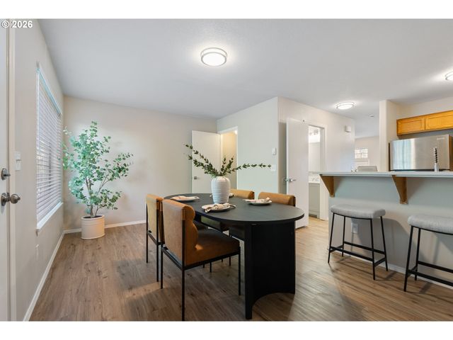 12911 Ne PRESCOTT Dr, Portland, OR 97230