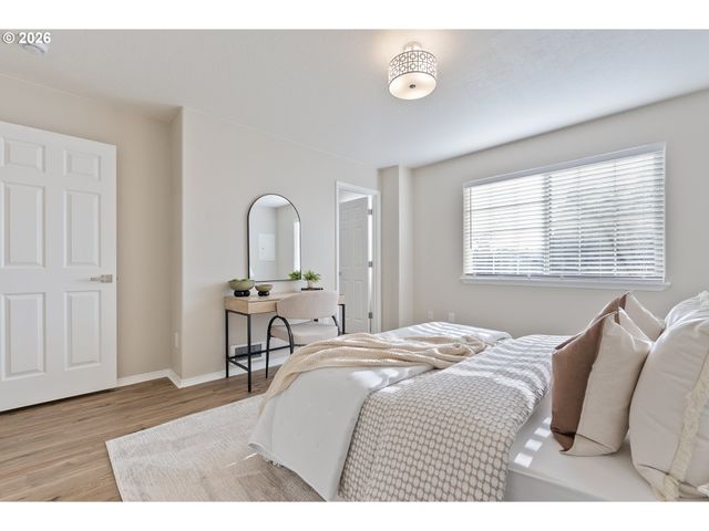 12911 Ne PRESCOTT Dr, Portland, OR 97230