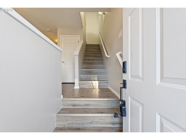 12911 Ne PRESCOTT Dr, Portland, OR 97230