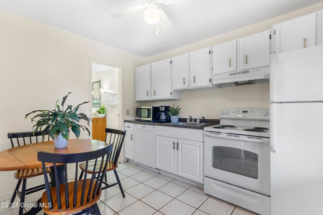 3093 Us Highway 9, Valatie, NY 12184